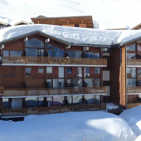 Pres Des Pistes Avec Balcon A Le - 4 Pers, Equipe, Promo Et Activites - Fr-1-502-449 Apartment *