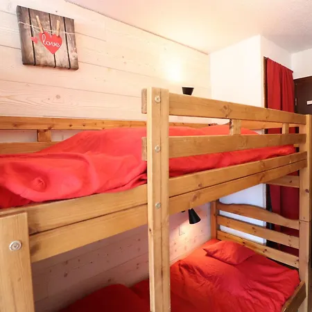 Pres Des Pistes Avec Balcon A Le - 4 Pers, Equipe, Promo Et Activites - Fr-1-502-449 Apartment